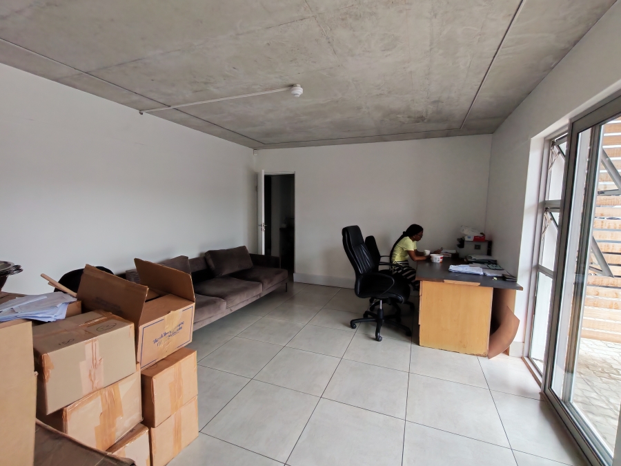 To Let commercial Property for Rent in Firgrove Western Cape